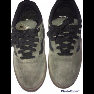 Vans Klye Walker Green Suede Pro Skater Shoes/Sneakers size US 8 men’s 9.5 Women
